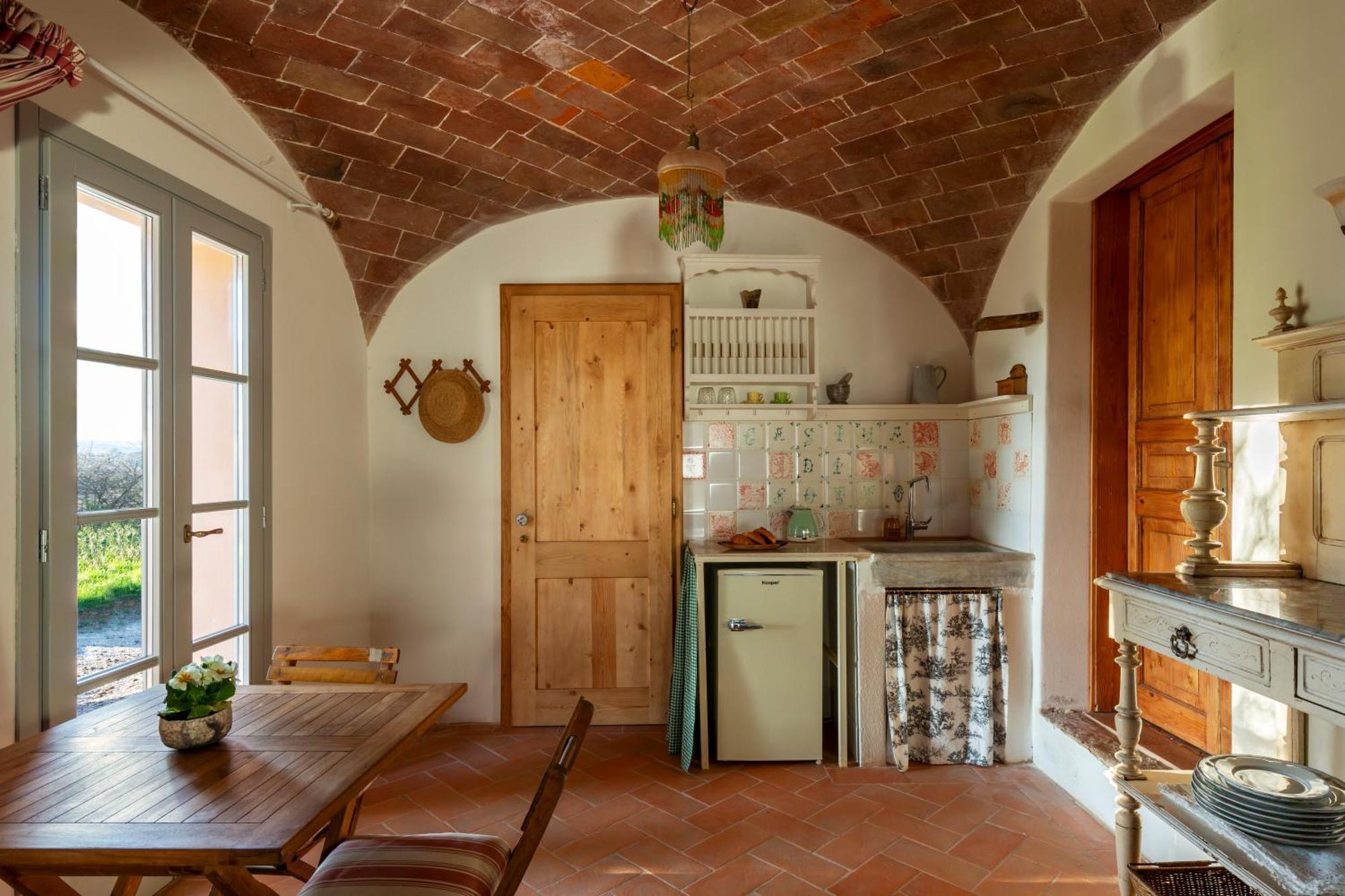 Casa Ezio Marchi - Due Appartamenti E Una Family Suite Беттолле Екстер'єр фото