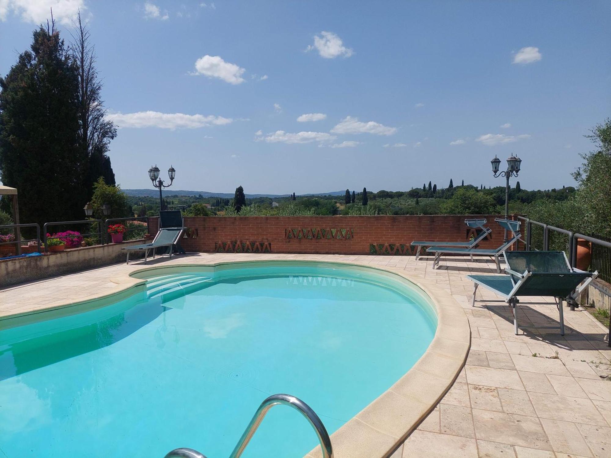 Casa Ezio Marchi - Due Appartamenti E Una Family Suite Беттолле Екстер'єр фото